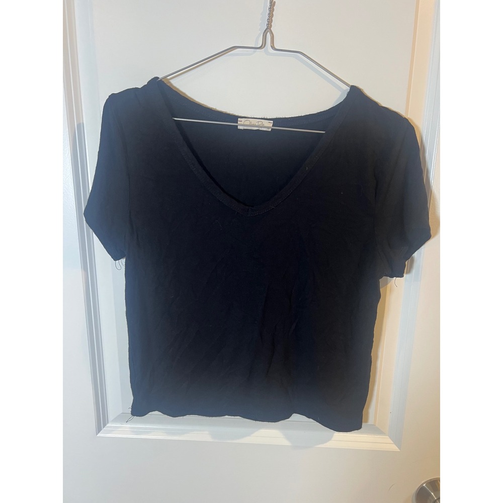 Olivia Rae Womens T-Shirt V-Neck Solid Black Size L